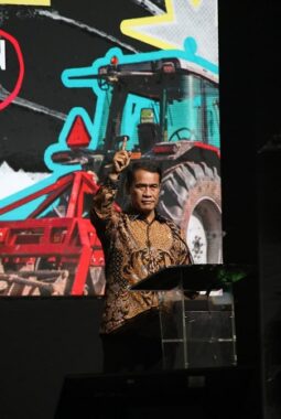 Menteri Pertanian Andi Amran Sulaiman Dorong Lebih Banyak Konglomerat yang Lahir Dari Sektor Pertanian