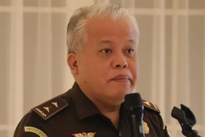 Kepala Pusat Penerangan Hukum Kejagung, Harli Siregar, umumkan hasil lelang aset Benny Tjokro. (Dok. story.kejaksaan.go.id)