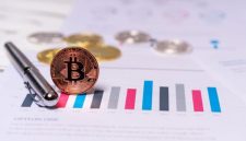 Grafik pasar mata uang kripto yang dinamis menunjukkan pergerakan harga Bitcoin dan altcoin, mencerminkan kompleksitas dan volatilitas pasar aset digital yang terus berkembang.