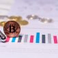 Grafik pasar mata uang kripto yang dinamis menunjukkan pergerakan harga Bitcoin dan altcoin, mencerminkan kompleksitas dan volatilitas pasar aset digital yang terus berkembang.